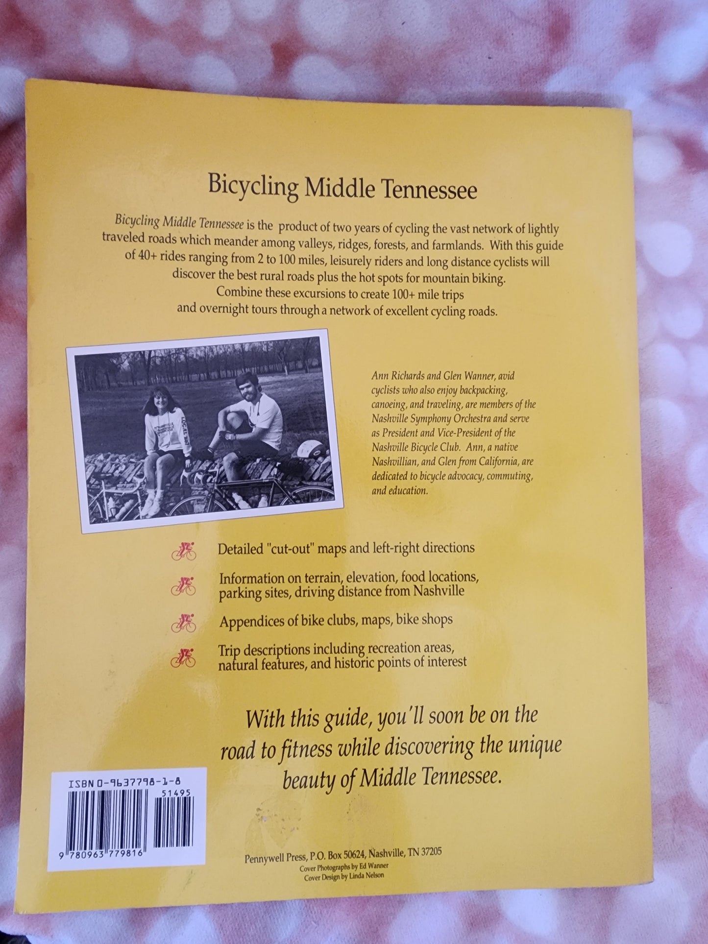 BICYCLING MIDDLE TENNESSEE: A GUIDE TO SCENIC BICYCLE By Ann Richards paperback book