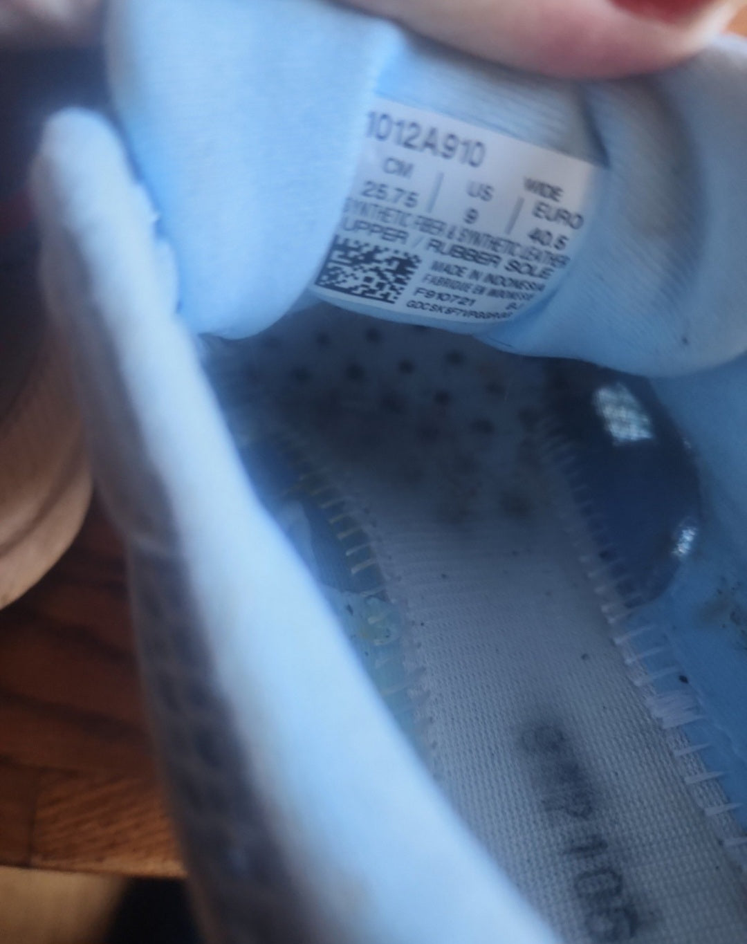 Asics Gel-Contend 7 light blueish periwinkle & Pink Salt Running Shoes Women's 9.