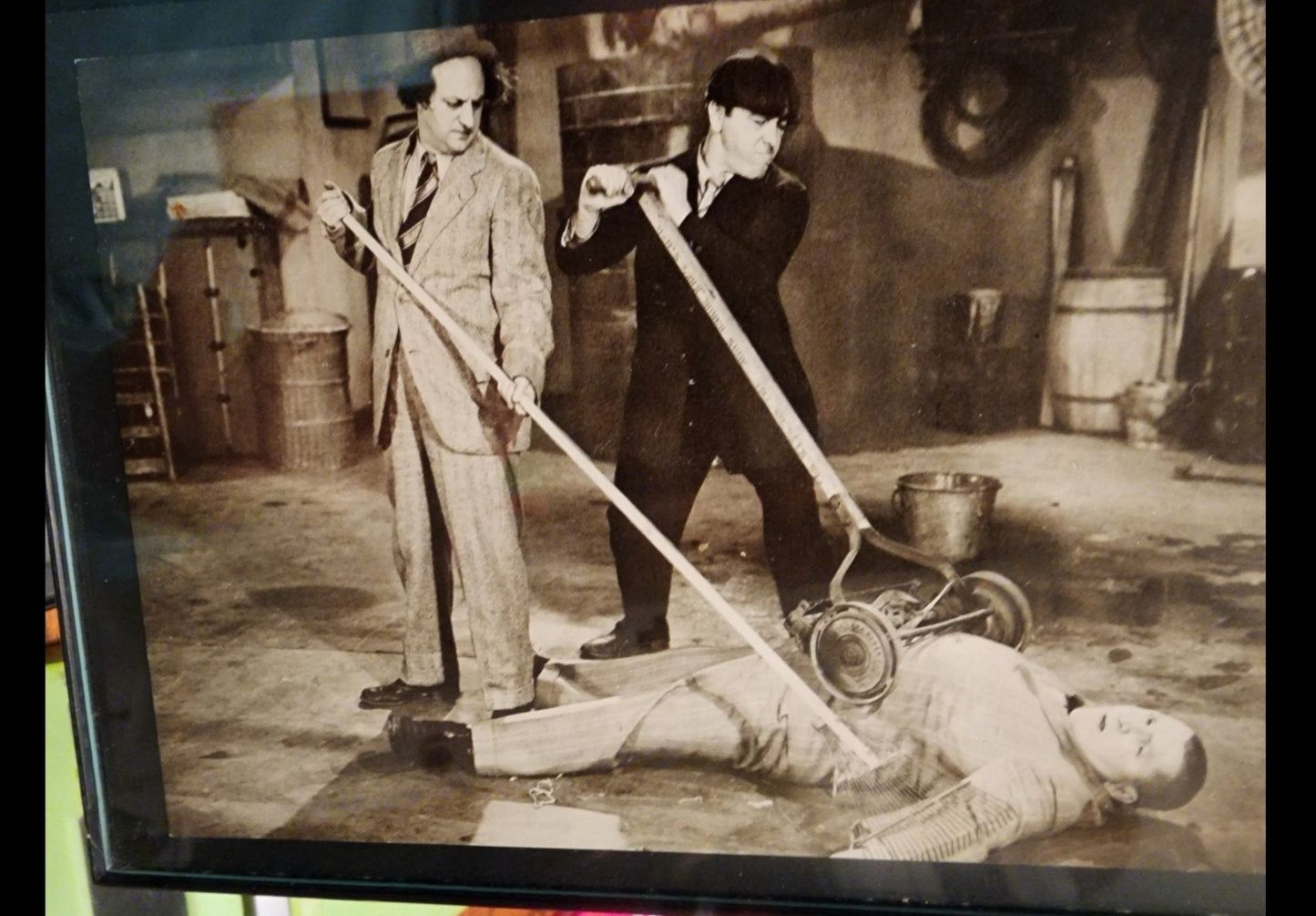 3 Stooges and Laural & Hardy 4x7 framed pictures