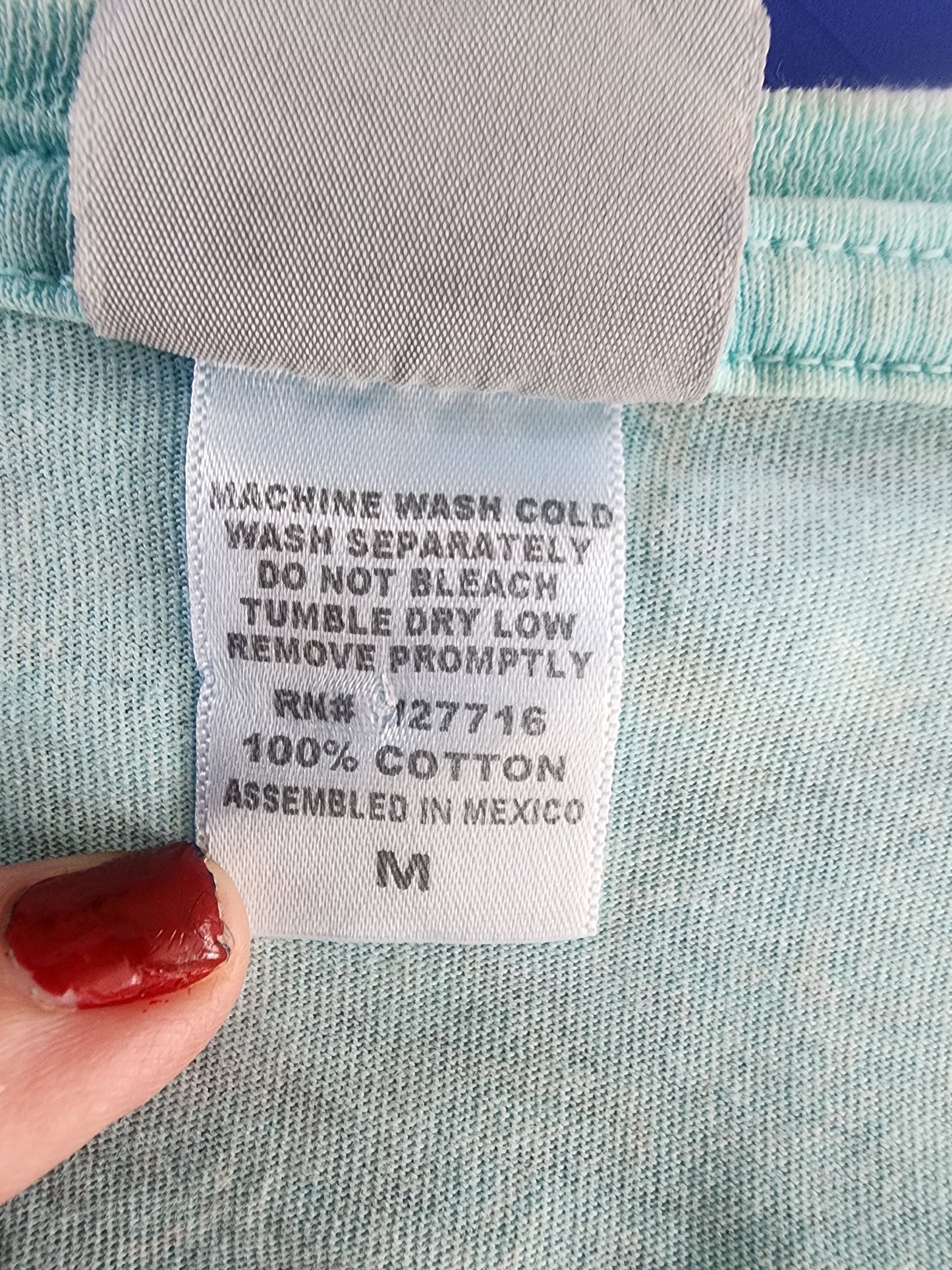 Women's Grand Canyon Print Cotton Enjoy the Good Life Shirt Sz M light blue in good condition 
Measurements laying flat 
Pit to pit  15"
Top to bottom  26"
Sku seagrn4