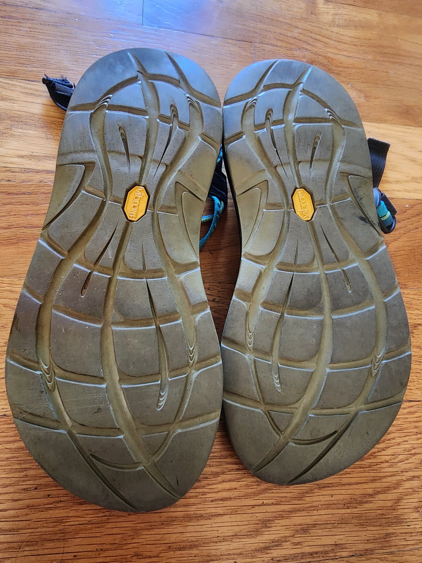 Women's Chaco ZX/2 Yampa River sandals in blue and green, size 10