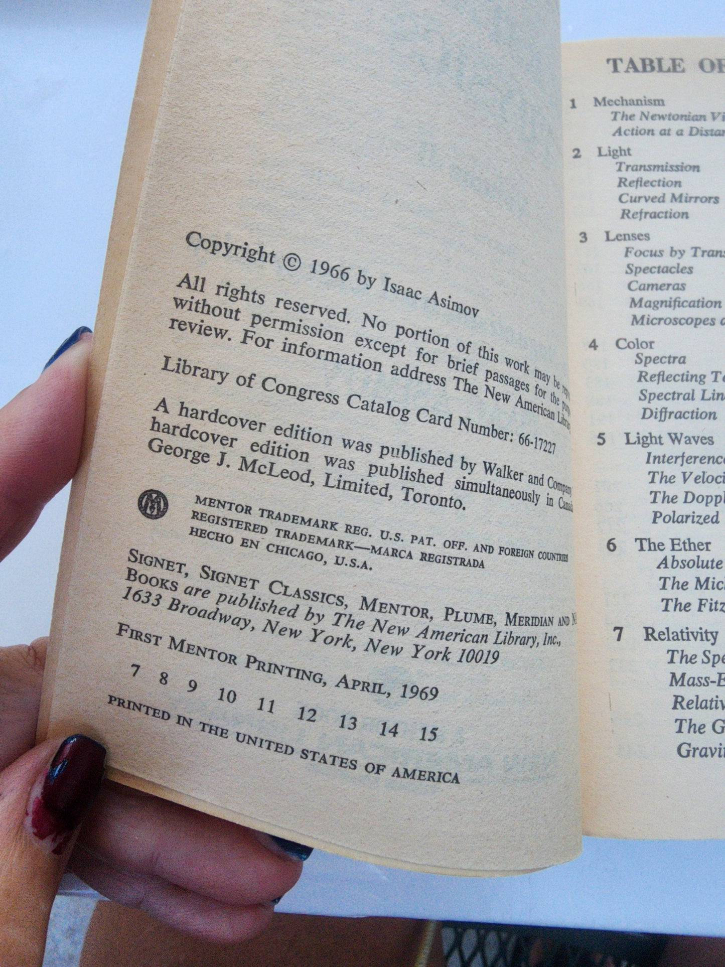Understanding Physics: Volume 2: Light, Magnetism, and Electricity Isaac Asimov