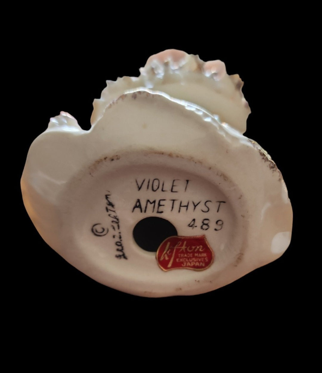 50's LEFTON February ANGEL figurine Japan 489 Violet Amethyst aprox 4.5"