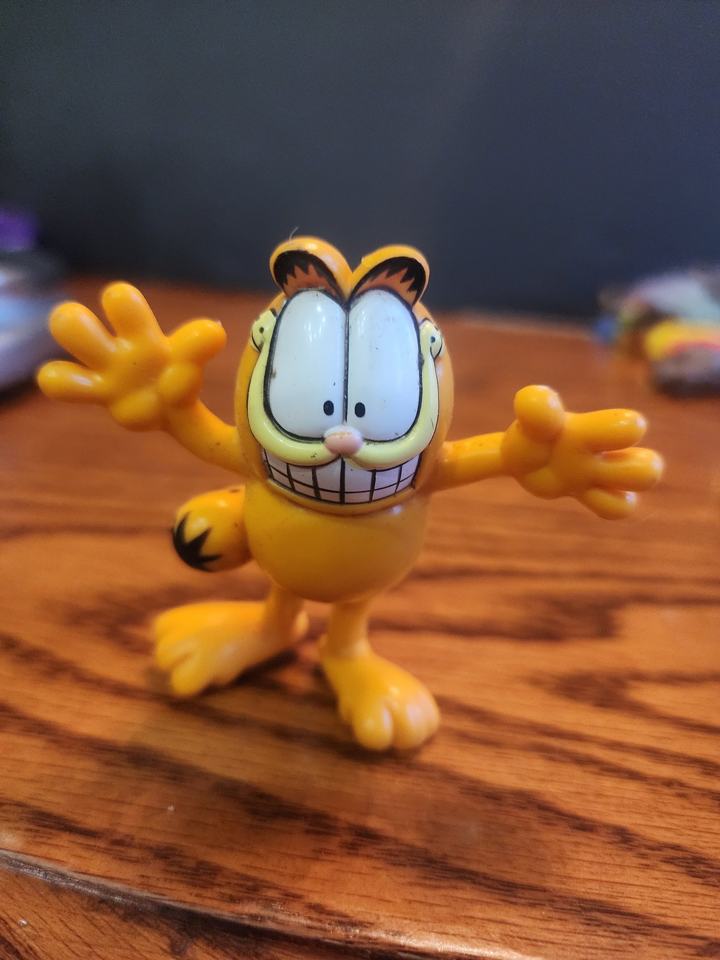 Vintage Pop Art Garfield Bendable Poseable 3" Tall Toy Collectable rubber figure