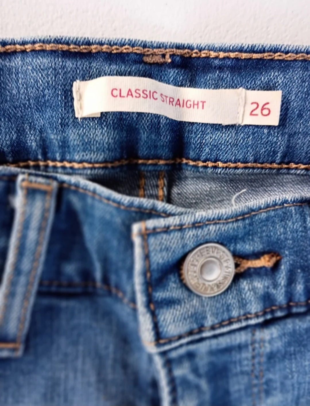 Levi Strauss Classic Straight BlueJeans waist 26"