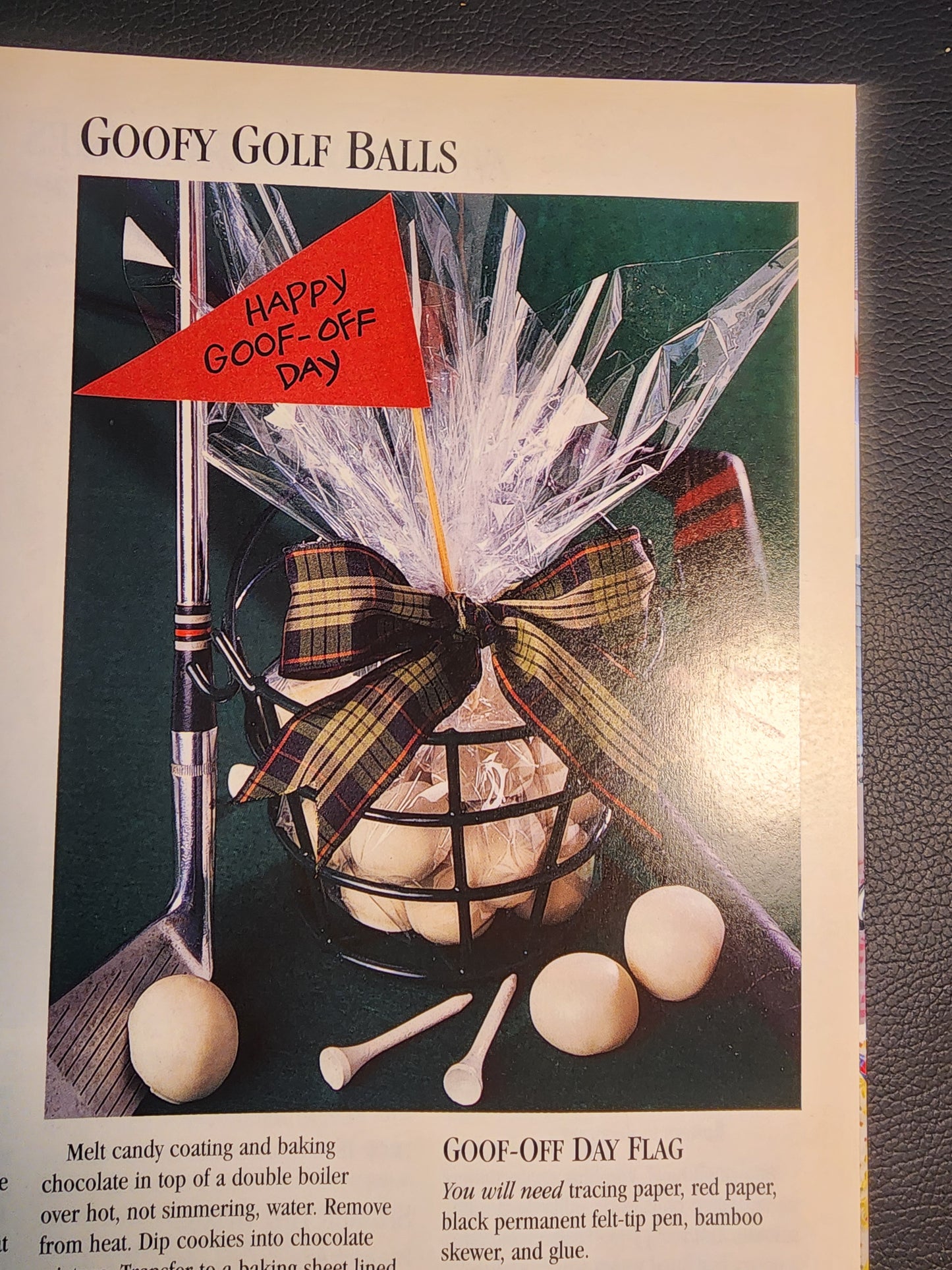 Year of Gifts of Good Taste by Leisure Arts Staff (1998, Hardcover)