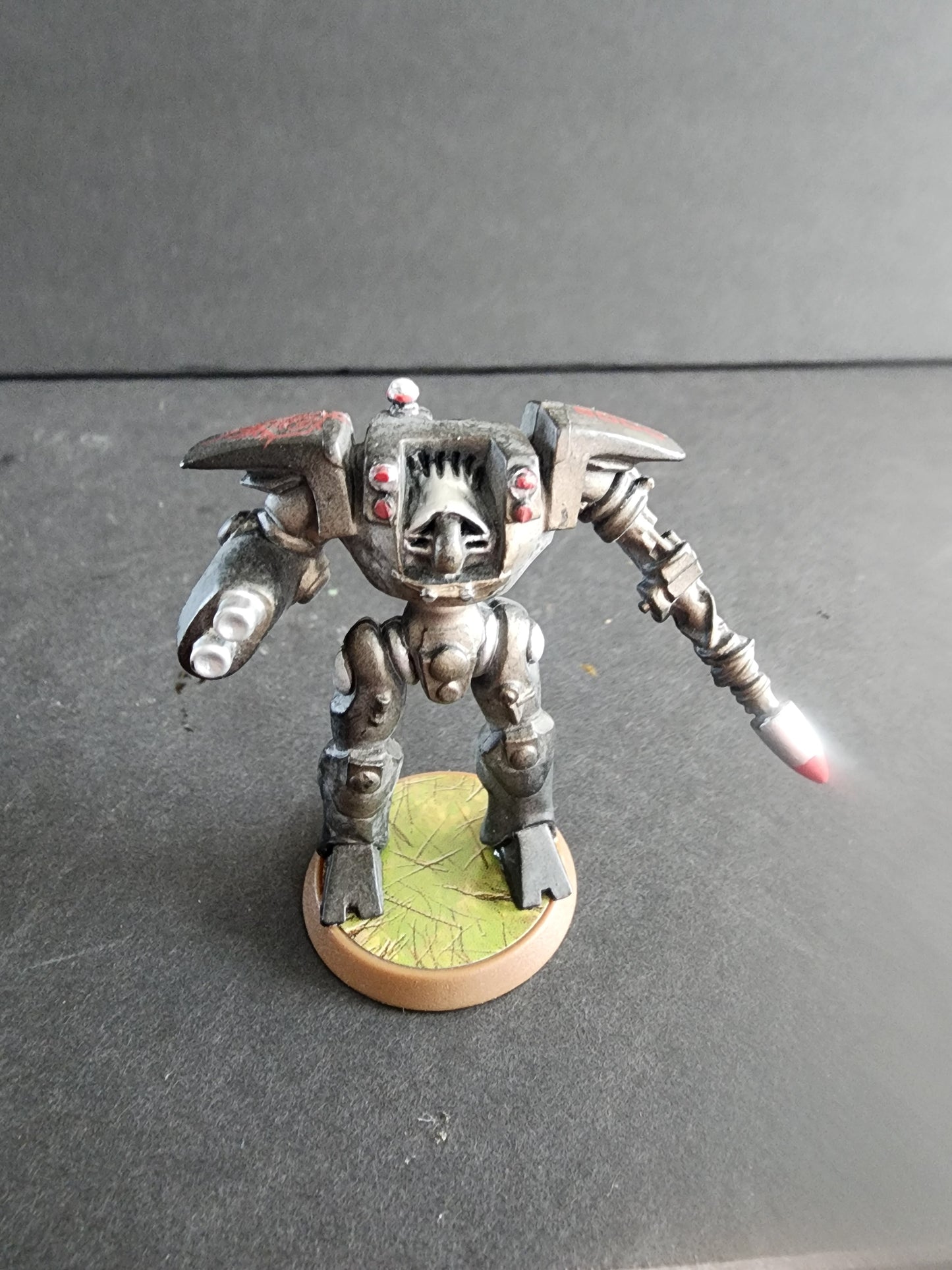 Heroscape Deathwalker 8000 Figure aprox. 2" tall