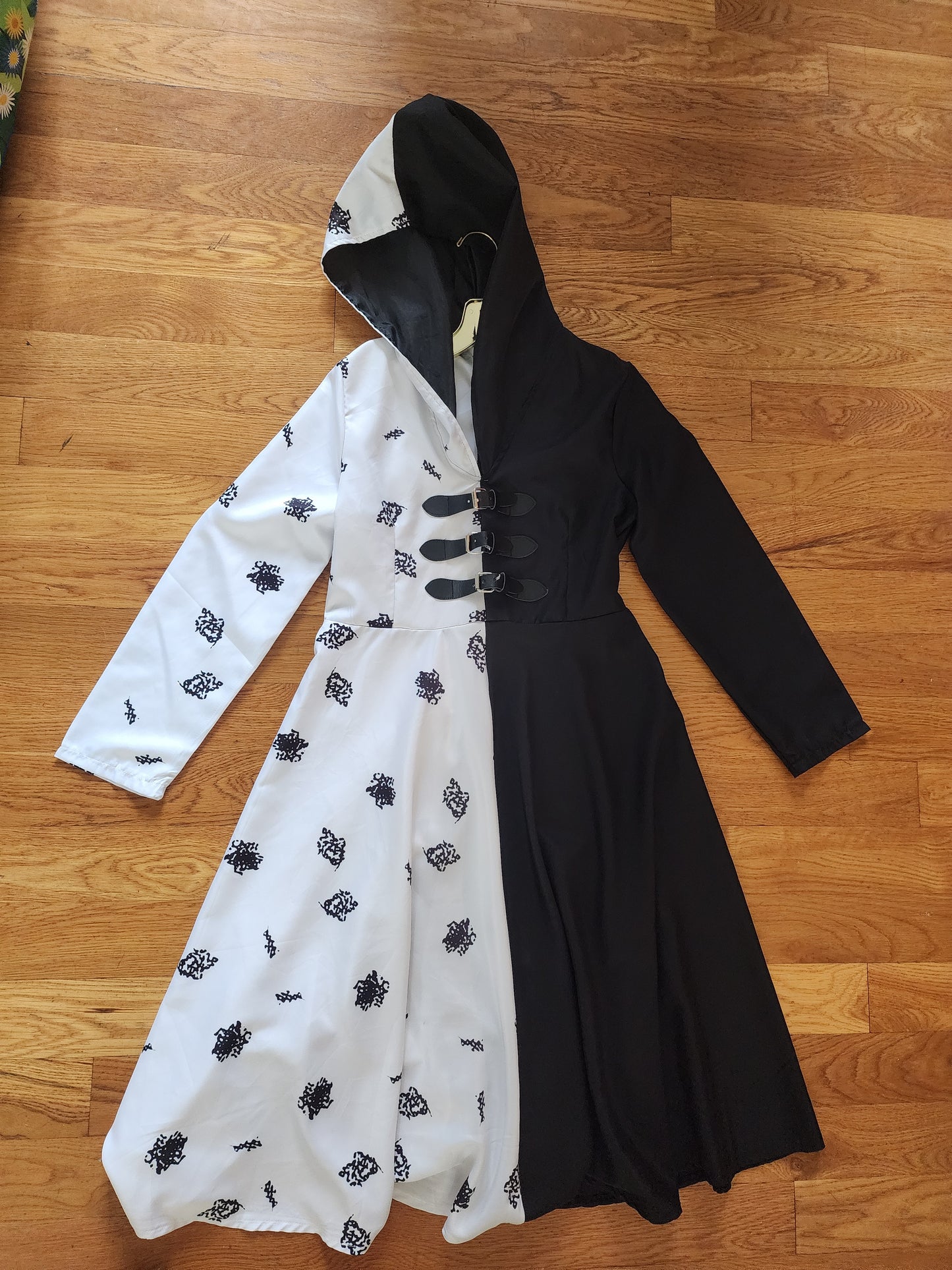 Cruella De Vil Cosplay Costume Dress Outfit Halloween Carnival Suit Medium