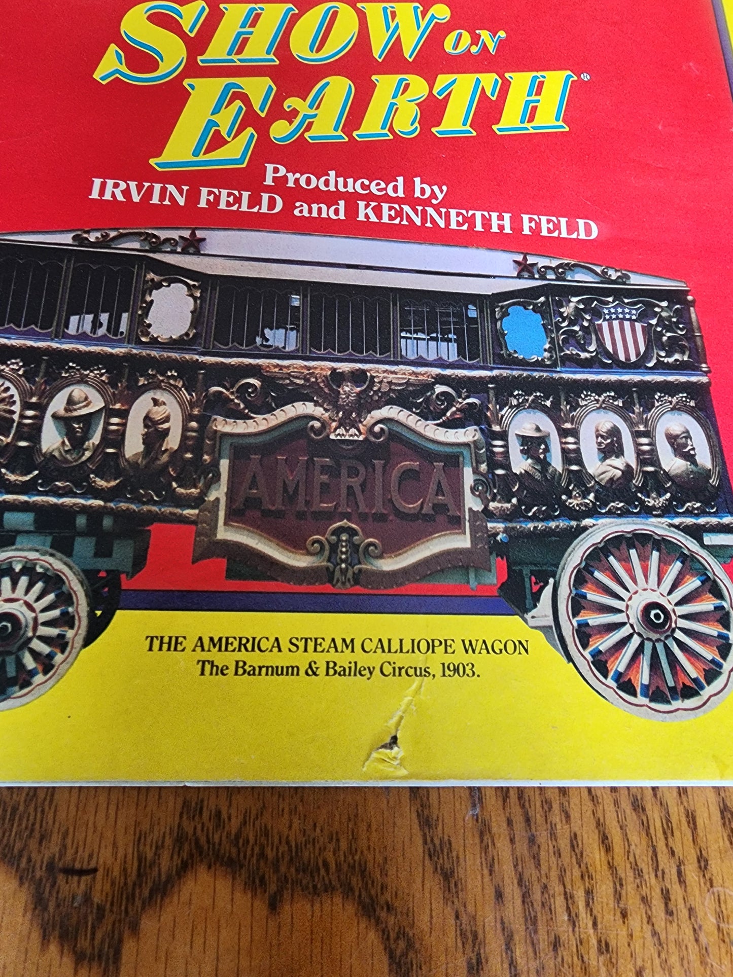 Vtg 1981 Ringling Bros and Barnum & Bailey Circus 11th Edition Souvenir bk progr