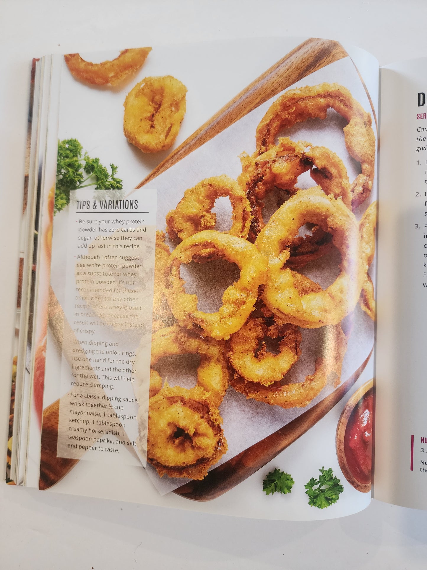 The Wholesome Yum Easy Keto Carboholics' Cookbook: 100 Low Carb Comfort Food Recipes