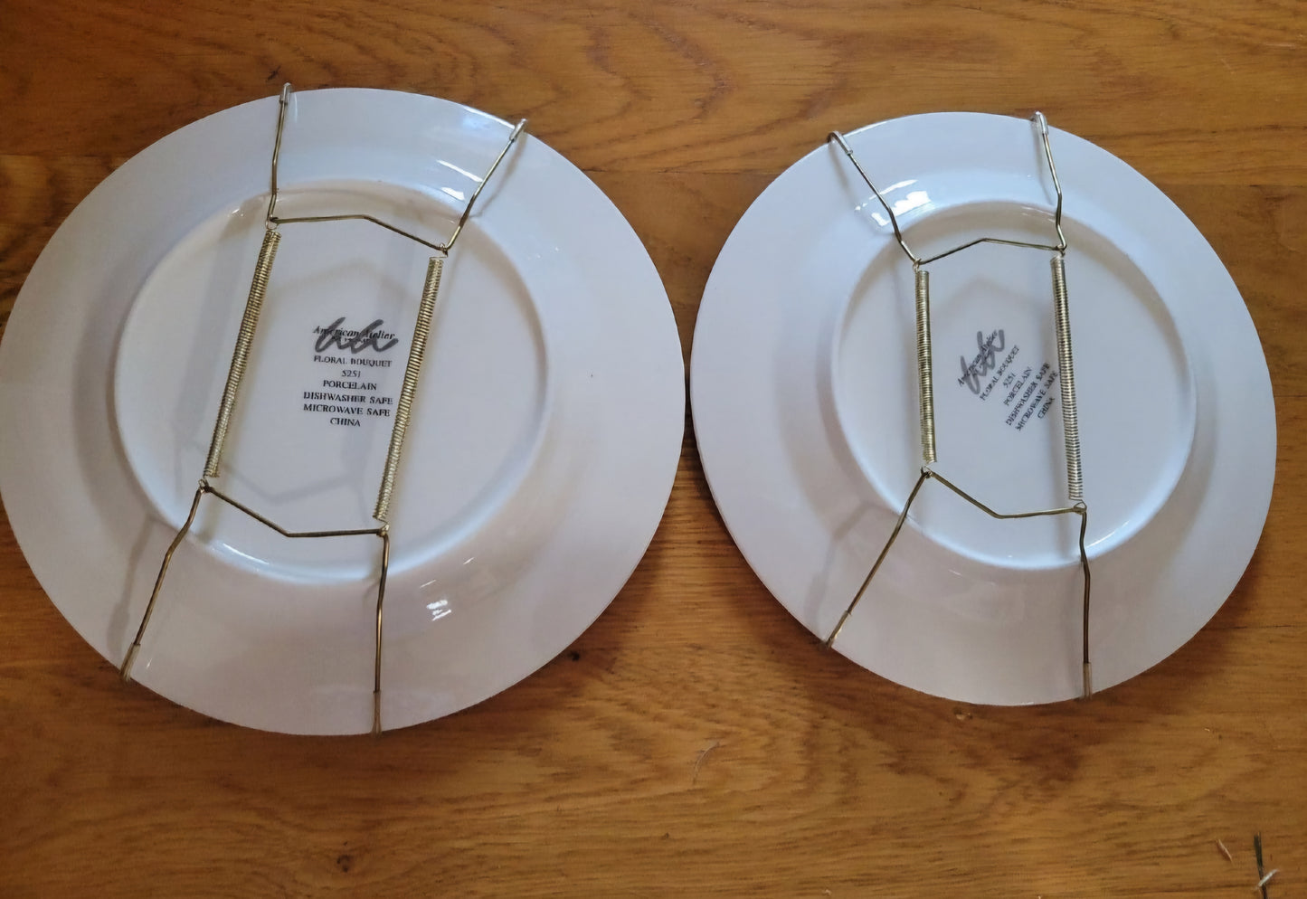 American Atelier 8" Plate Decor with brass hangers new in box