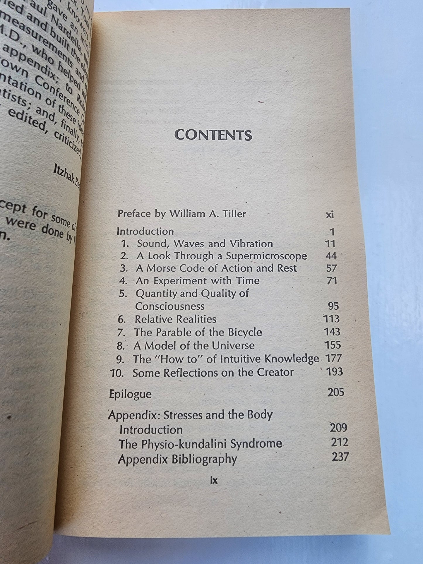 Stalking the Wild Pendulum: On the Mechanics of Consciouness (Paperback) 1977,