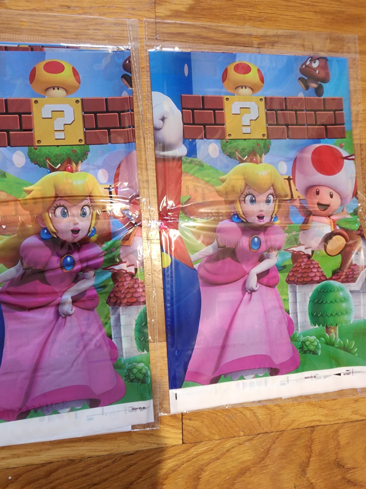 4 PCS Mario Birthday Party Tablecloth 42.5 x 70.8 inch, Brother Party Tablecloth for Mario Birthday Party Supplies Decorations