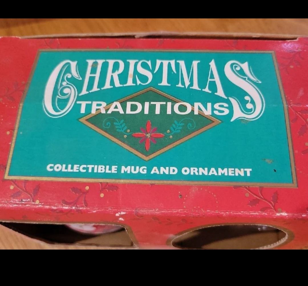 Christmas Traditions Snowman
Accordion Ornament & Ceramic Mug Set New In Box