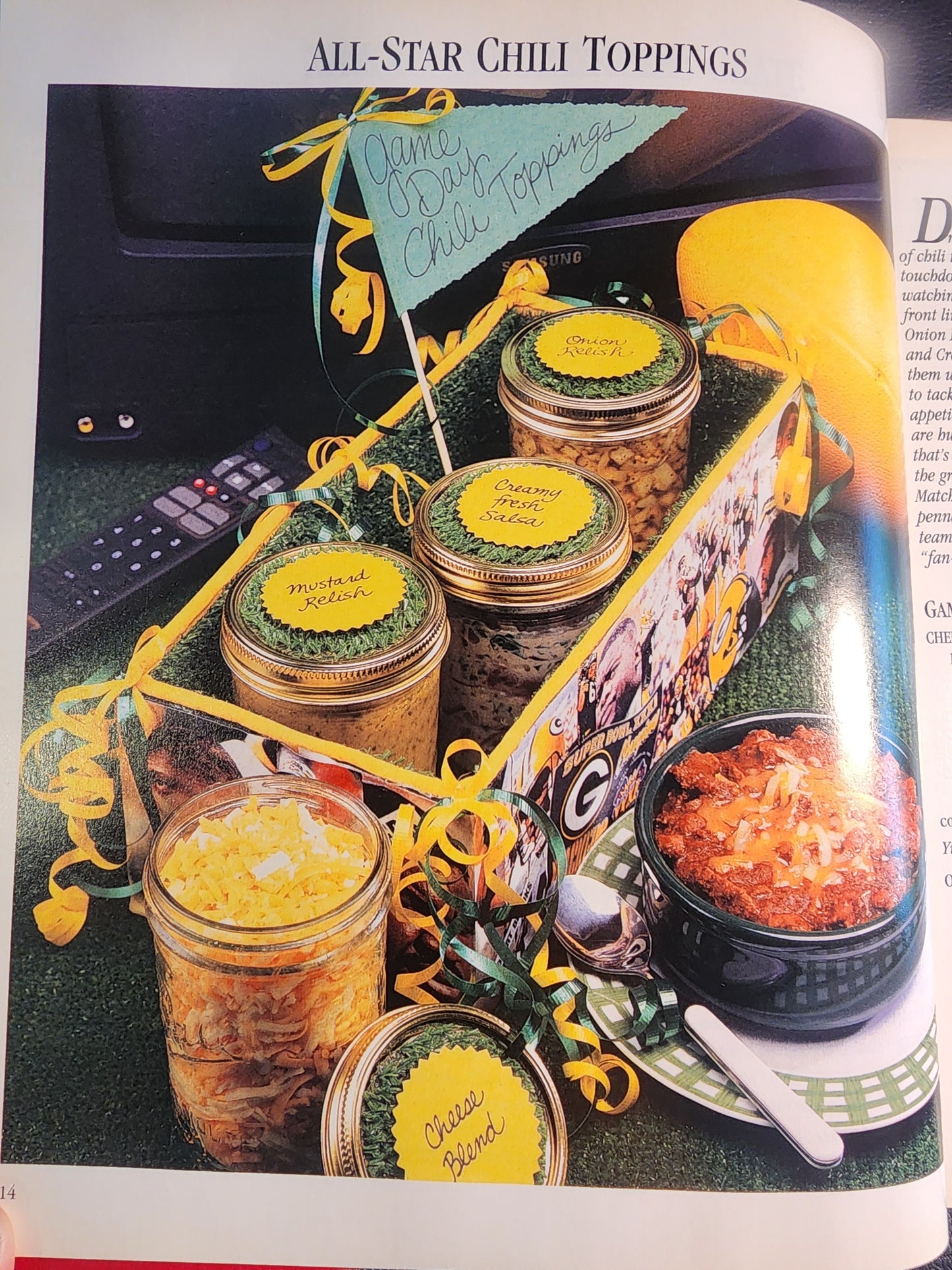 Year of Gifts of Good Taste by Leisure Arts Staff (1998, Hardcover)