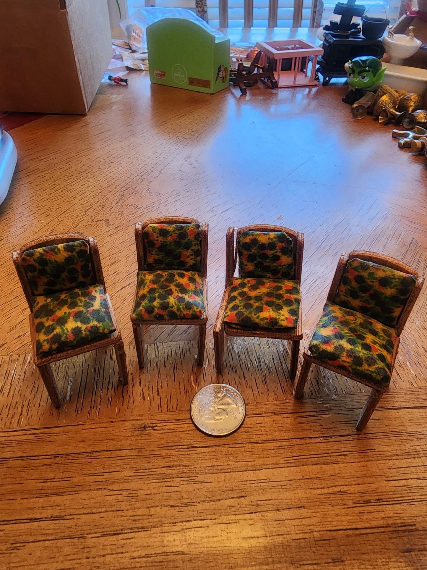 Vintage Doll House minature Dining Table and 4 chairs