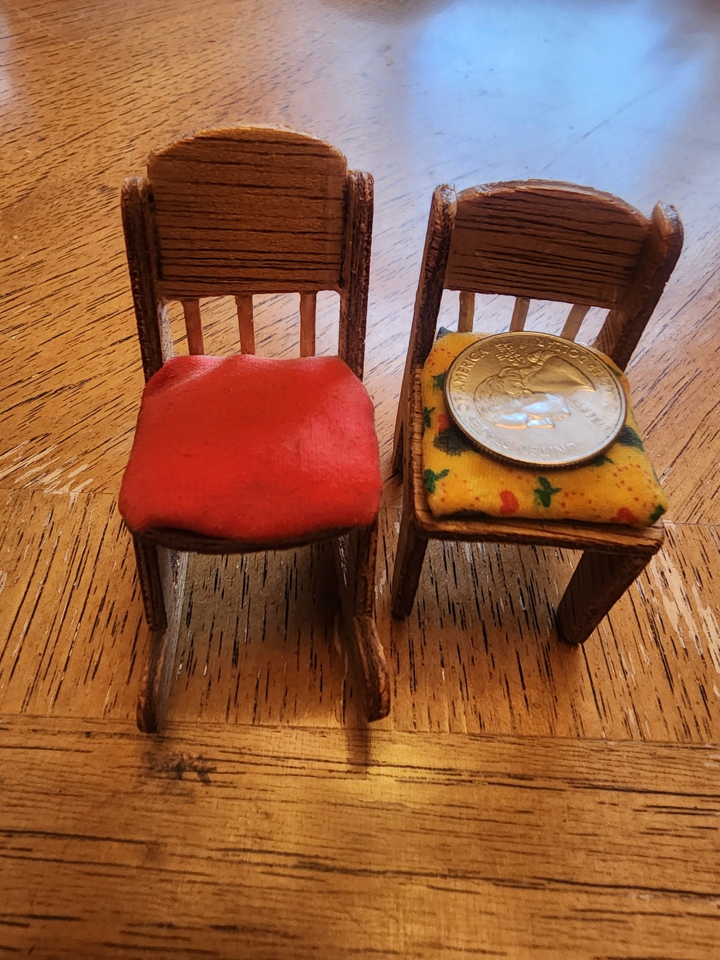 Ma's & Pa's Chair & Rocking Chair for doll house