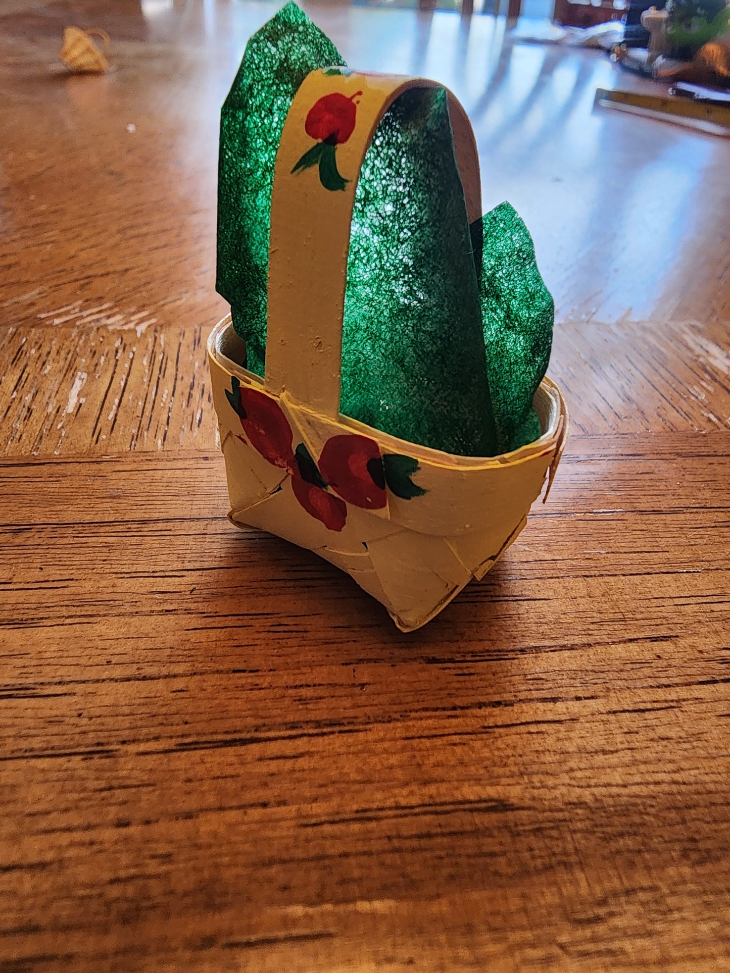 Miniature Basket with hand painted Apples