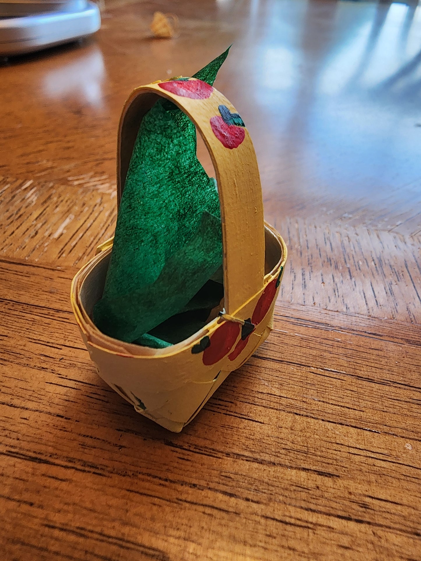 Miniature Basket with hand painted Apples