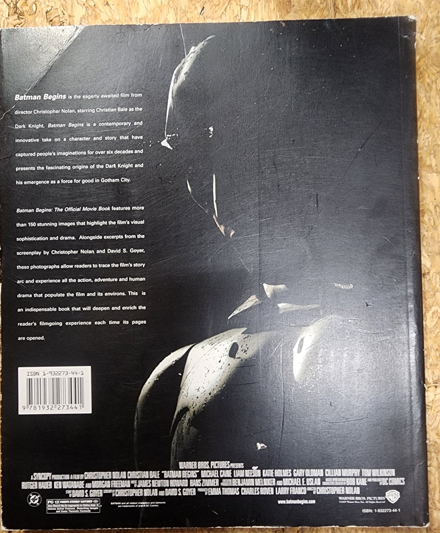 Batman Begins : The Official Movie Guide by DC Comics Staff (2005, Trade.