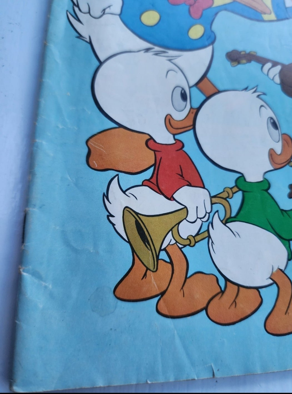 2 Gold Key Walt Disney Comics & Stories Featuring Donald Duck #3 1970  #9 1975
