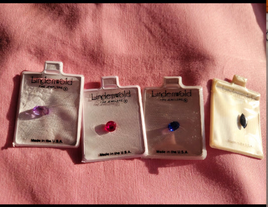 Lindenwold's Fine Jewelry
4 Replacement Stones