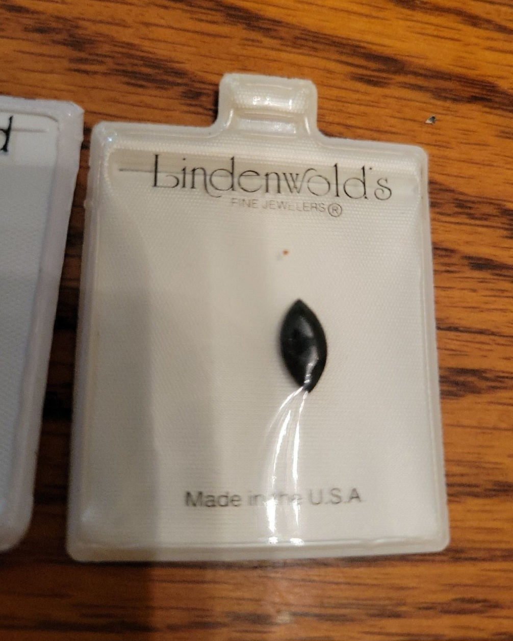 Lindenwold's Fine Jewelry
4 Replacement Stones