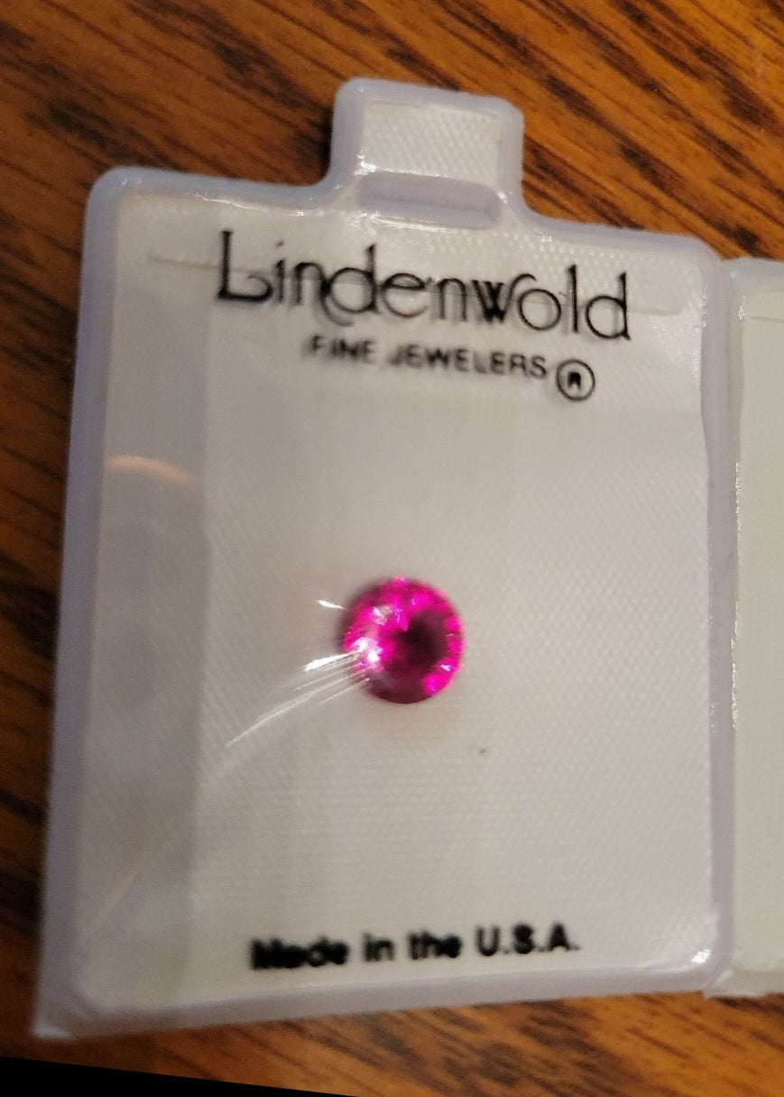 Lindenwold's Fine Jewelry
4 Replacement Stones