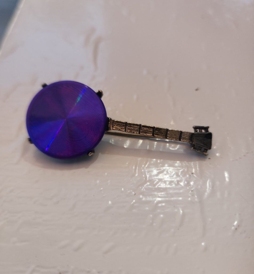 1960’s Jewelarama Holographic Banjo Pin Brooch