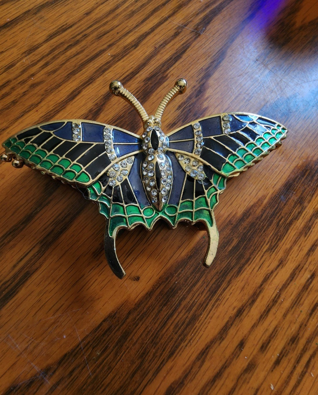 Jewelèd Enamel Butterfly Pill trinket Box