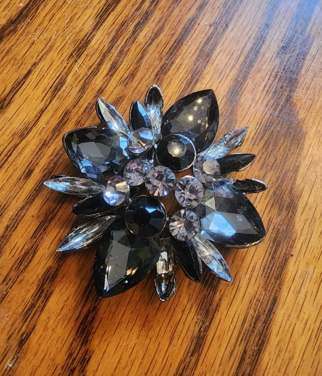 Black Faceted Beaded Brooch has no pin or clip but could be added to make a pin or hair clip.  Very Elegant.