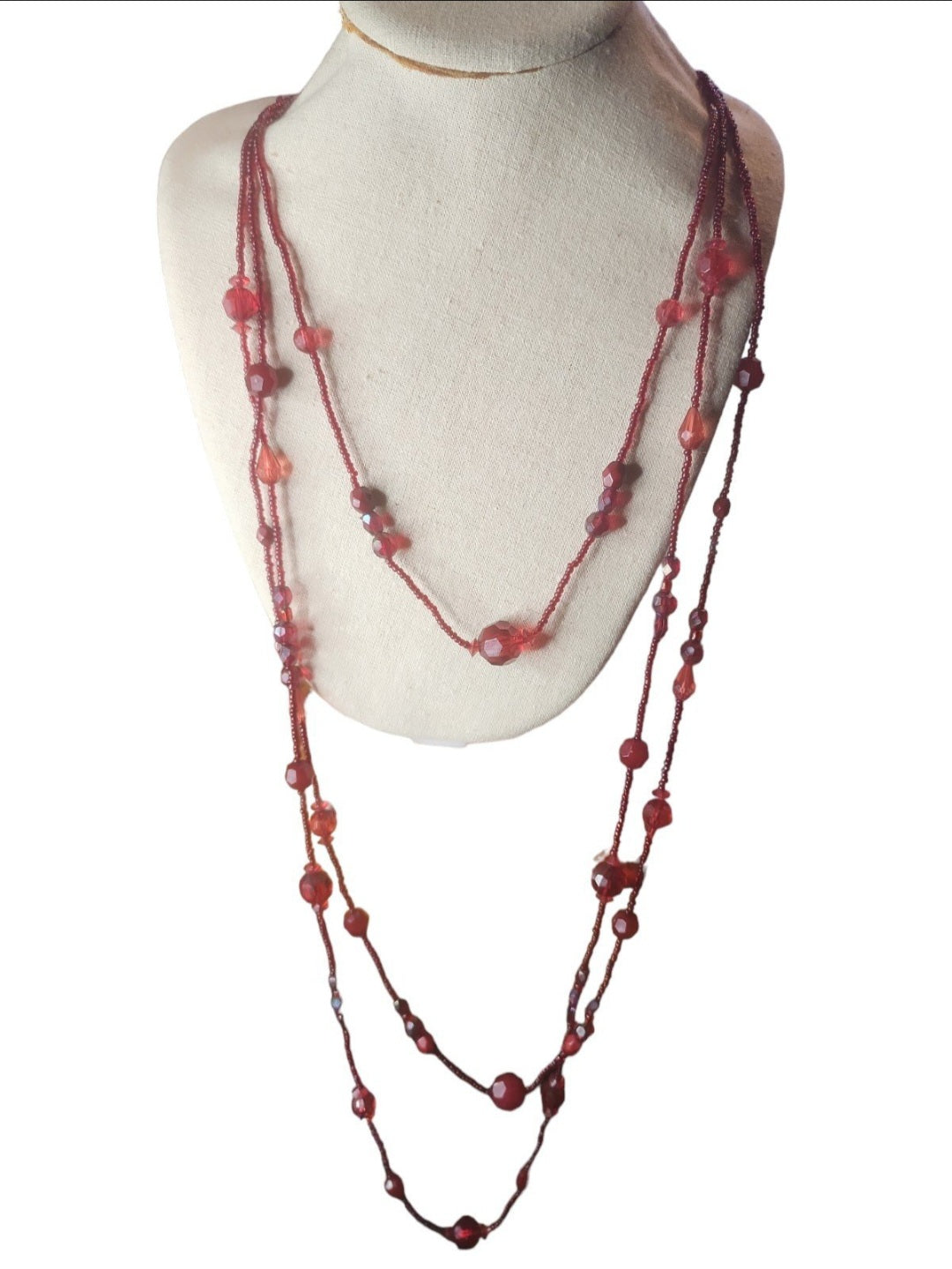 Red beaded necklace 3 layers