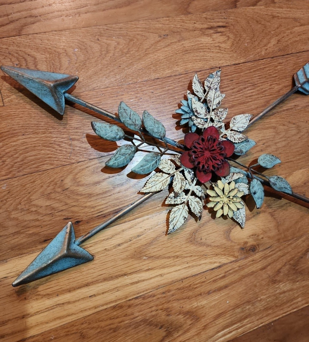 Rustic Farmhouse Turquoise Arrows Floral Wall Decor