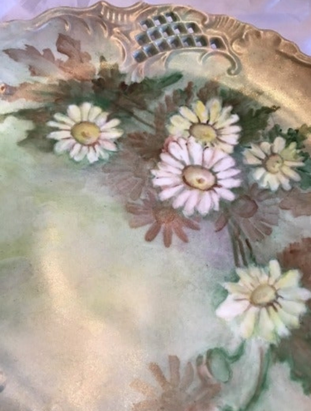 Antique plate with  hand-painted Daisies Platter