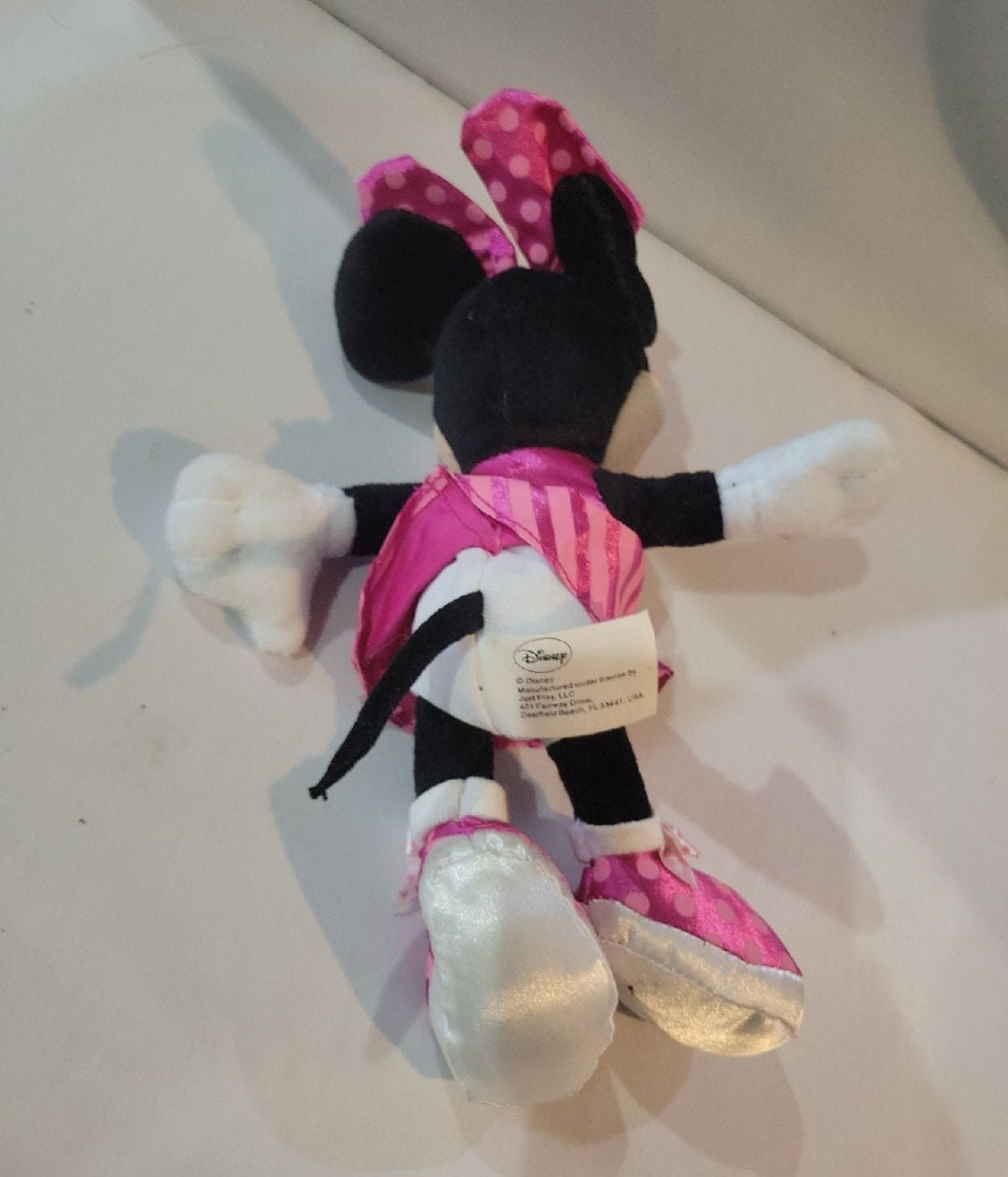 Disney plush Minnie Mouse 9" pretty in pink