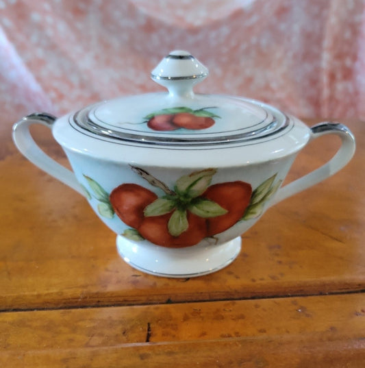 Imperial China Dalton Assoc Sincerity 318 pattern Sugar Bowl Apples