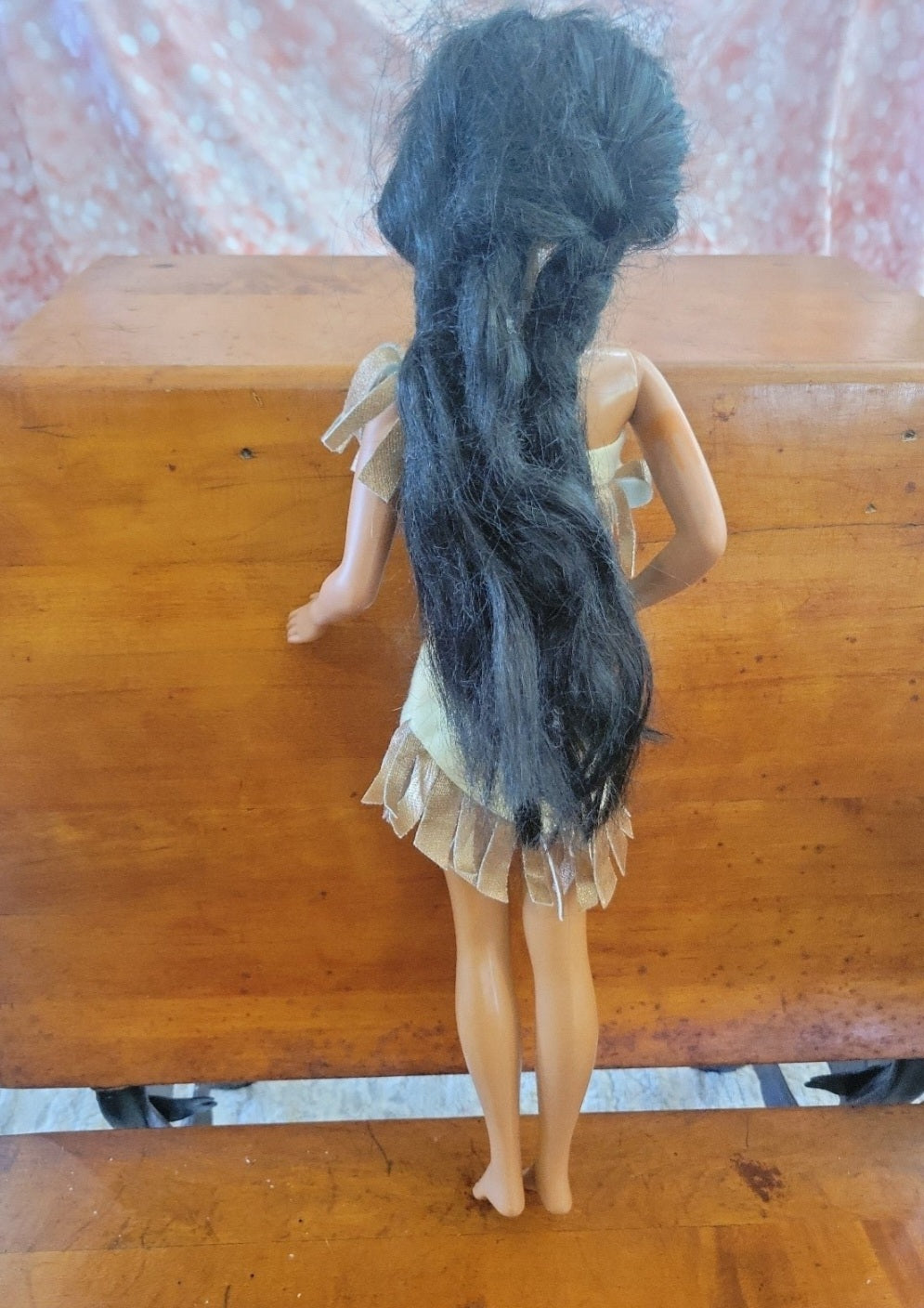 Vintage 1976 Mattel Disney Pocahontas Doll - 18” Tall Swival Hips Beautiful!! (202)