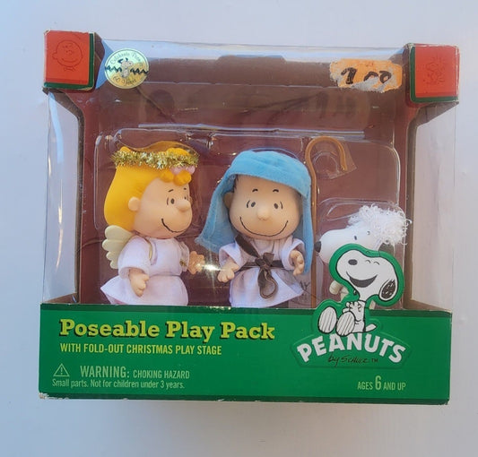 Peanuts Linus, Sally & Snoopy Nativity Pageant Articulated Action Figure Set