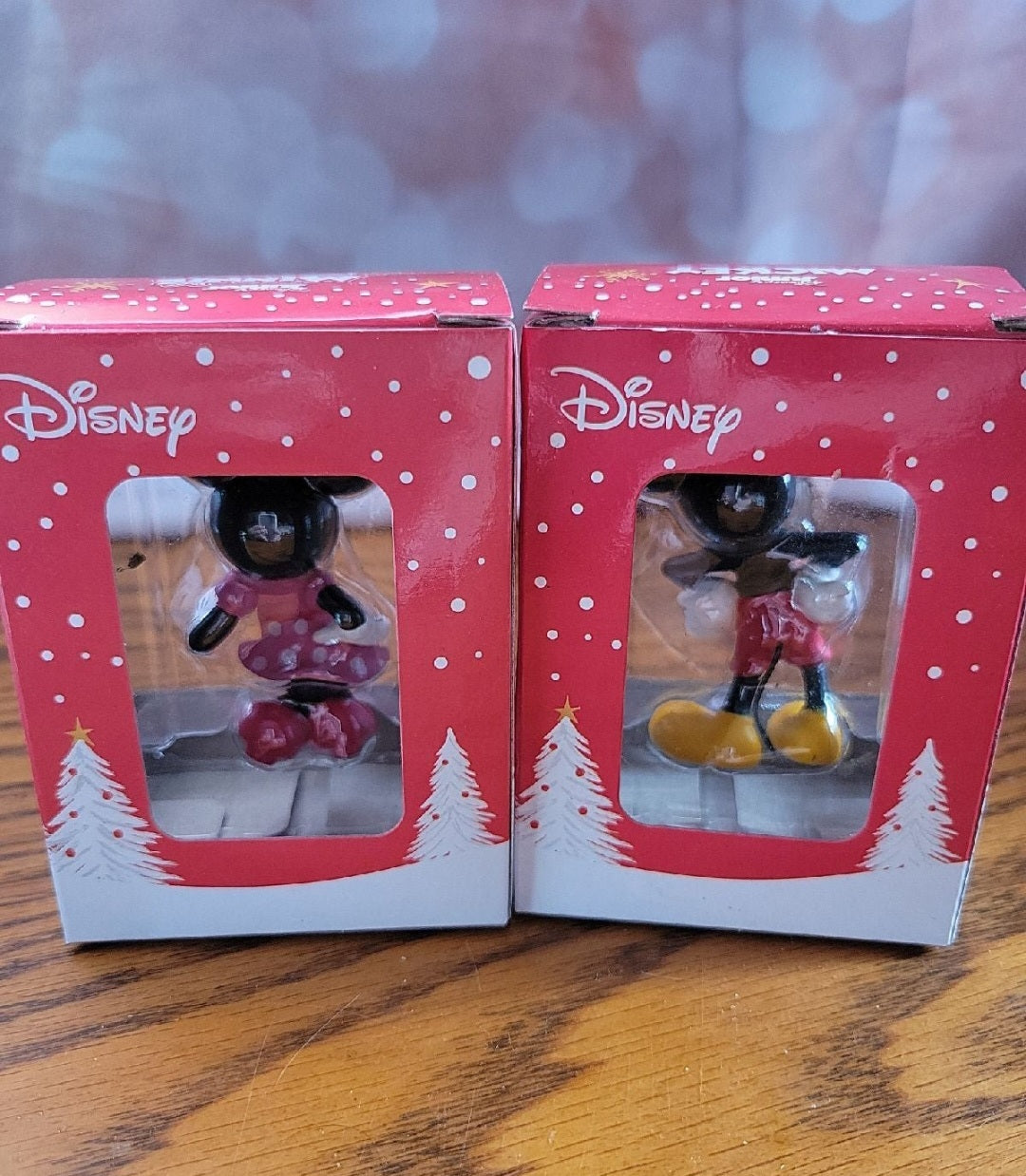 Charming set of Mickey and Minnie Mouse ornaments!