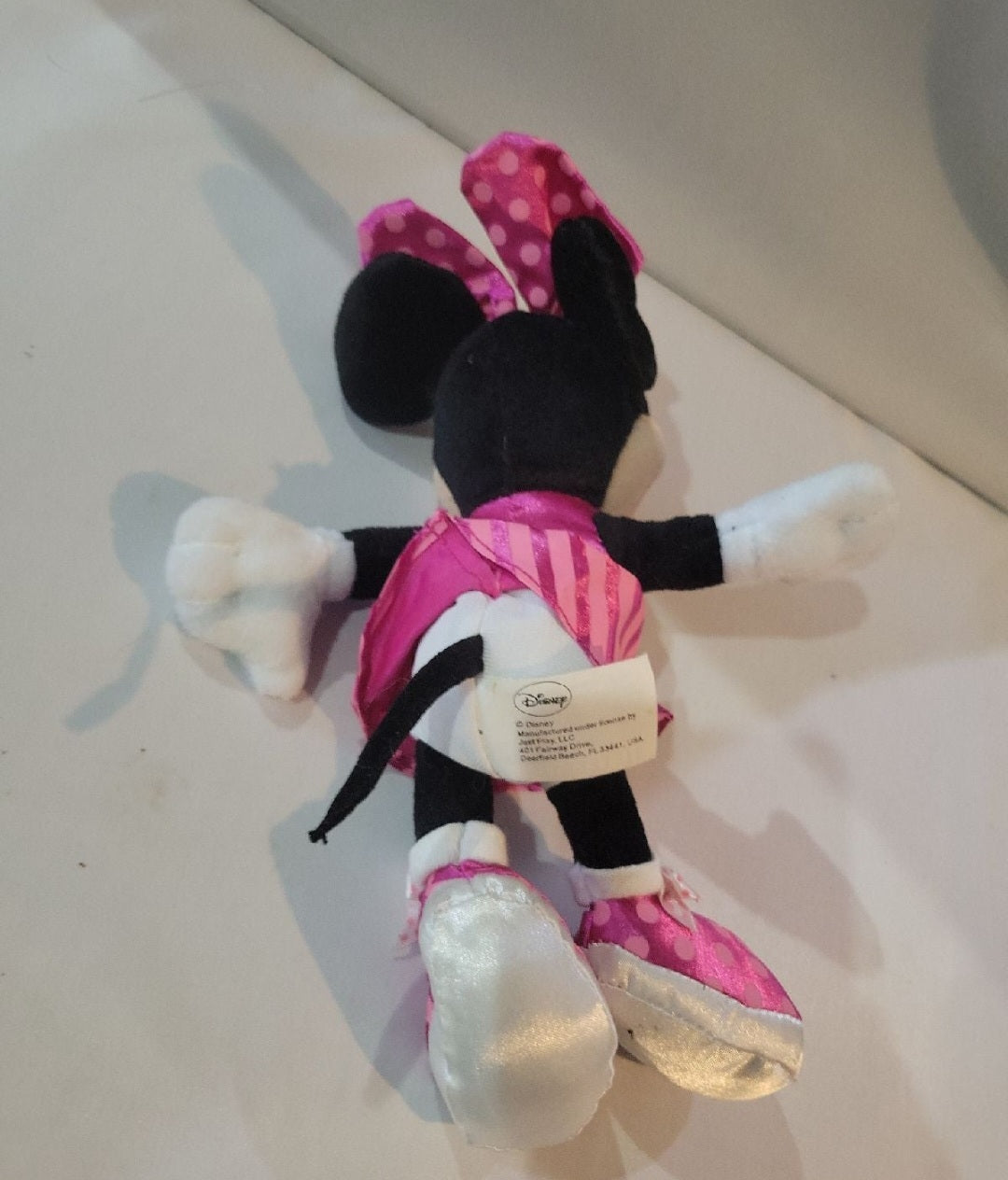 Disney plush Minnie Mouse 9" pretty in pink Plush Doll