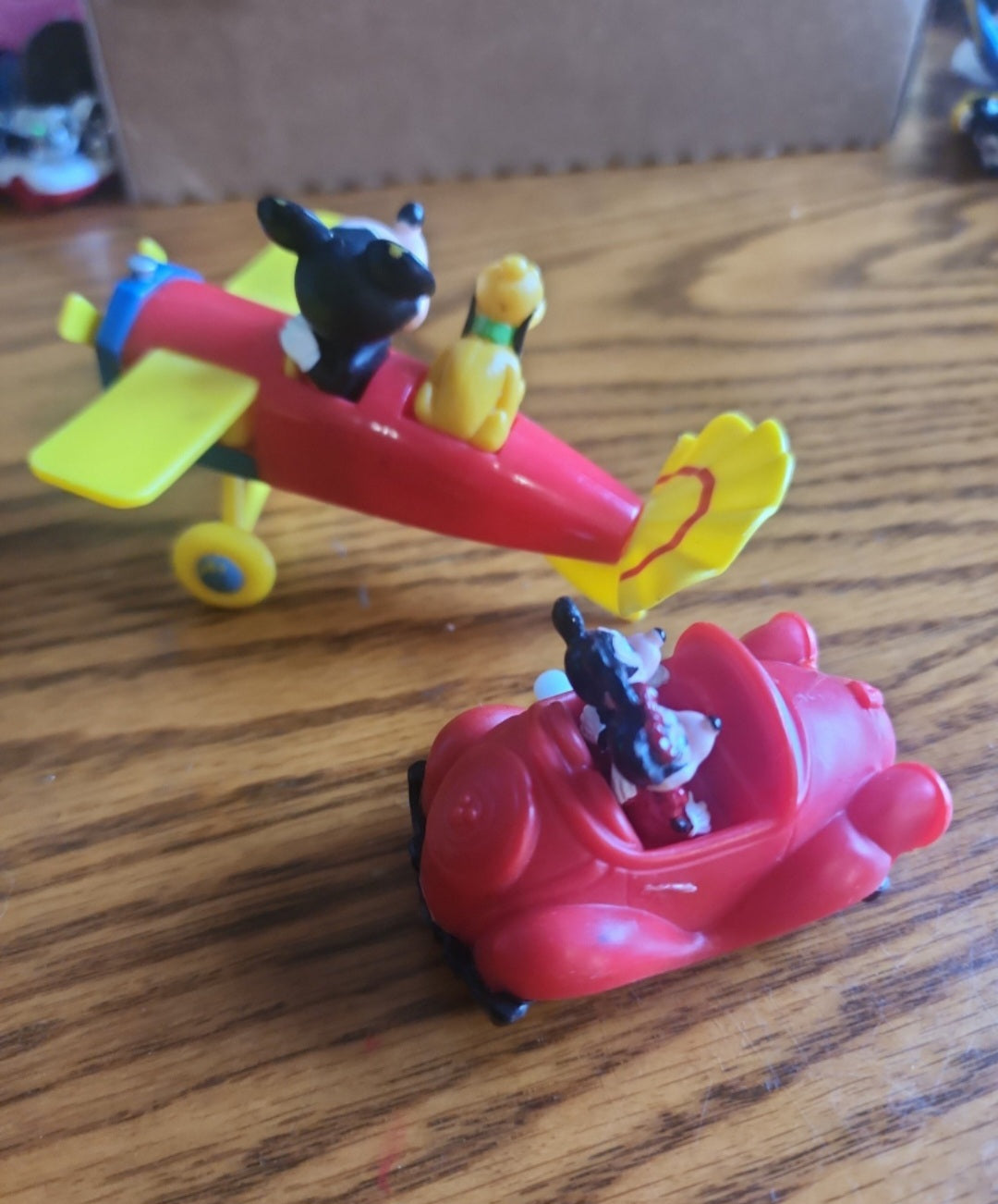 Disney Mickey Mouse and Pluto Airplane  & MICKEY & MINNIE wind up car