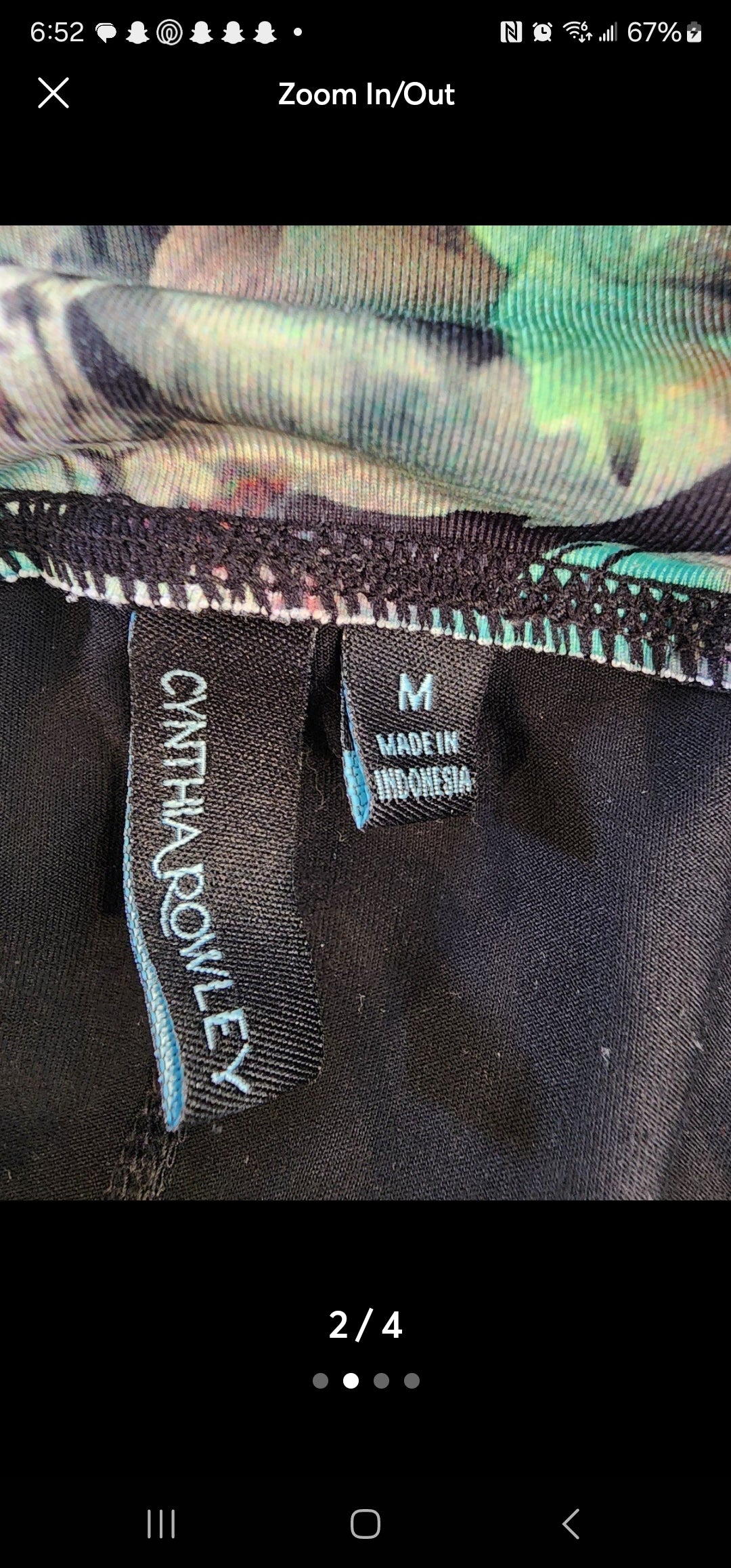 CYNTHIA ROWLEY Yoga Pants Medium with abstract print in spring colors