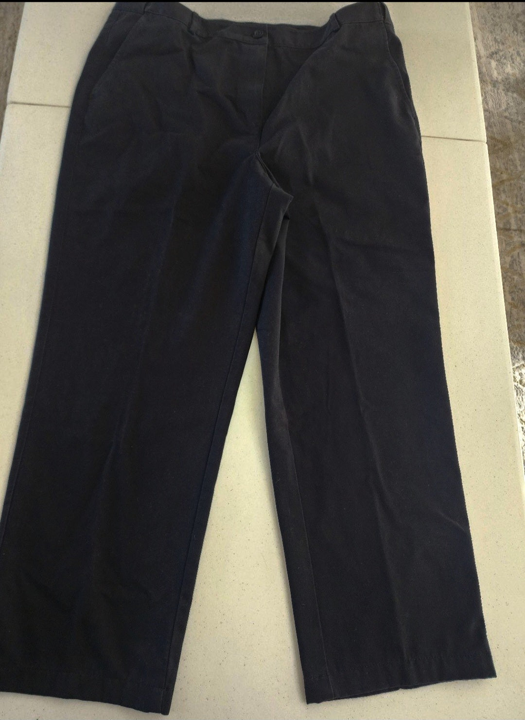 Women's L.L. Bean Black Pants size 16