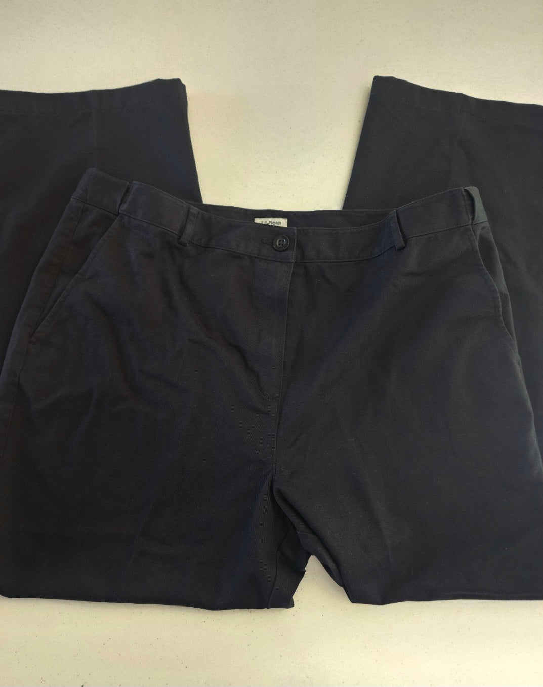 Women's L.L. Bean Black Pants size 16