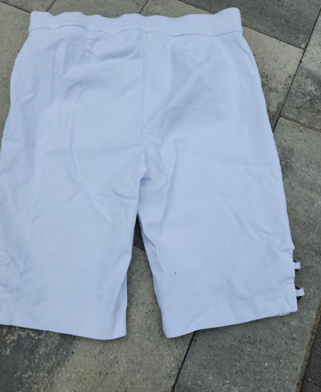 Women's 89th & Madison White Capris Medium