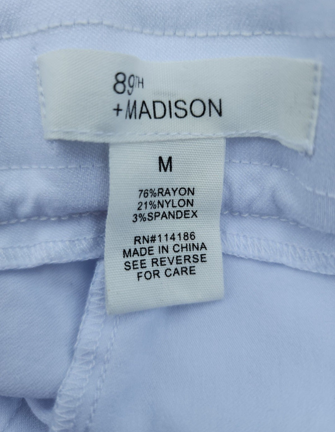 Women's 89th & Madison White Capris Medium