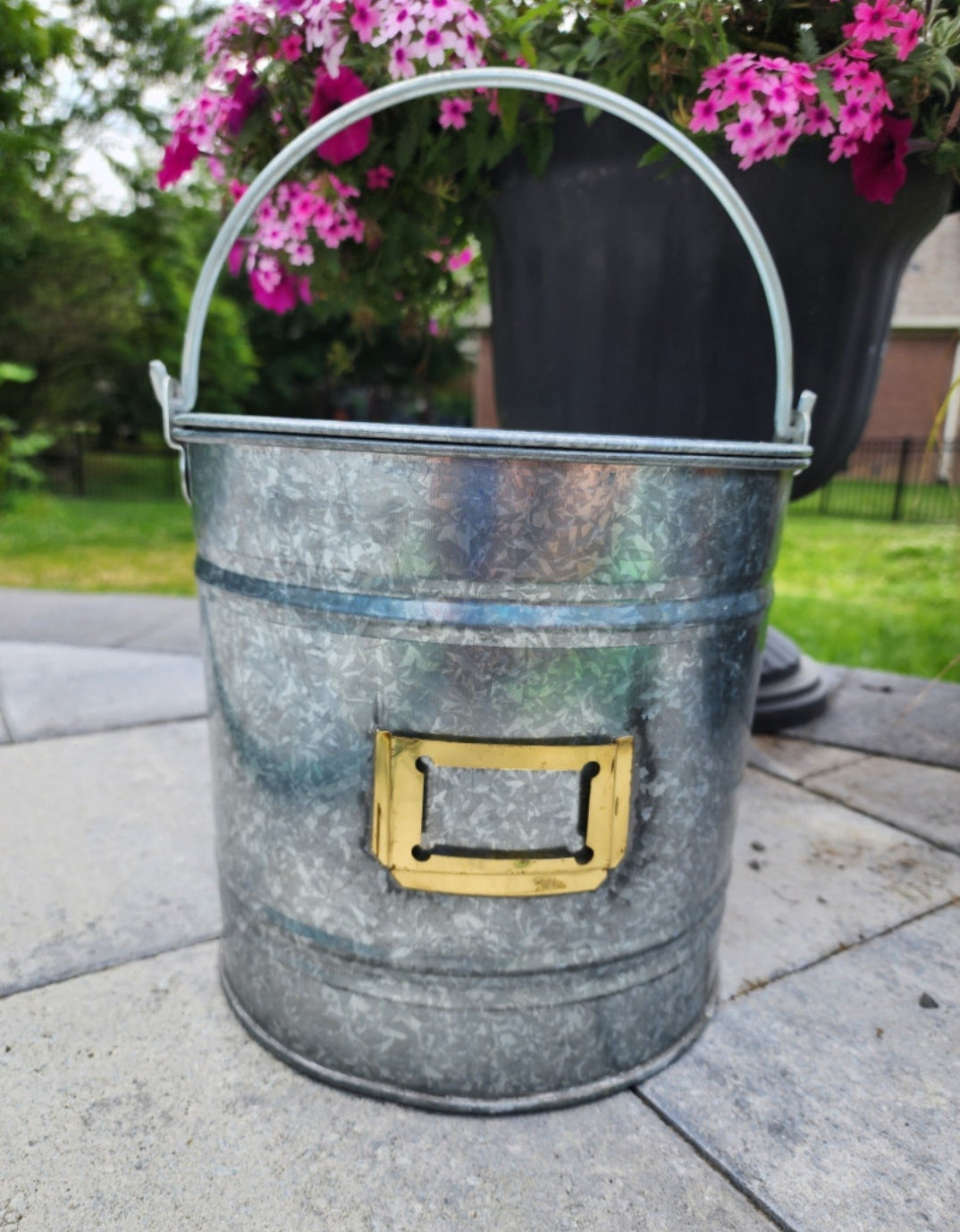 Galvanized metal ice bucket Lunch pail with lid