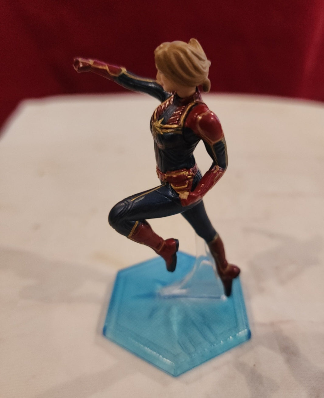 Marvel Disney Store CAPTAIN MARVEL Figurine Replacement Figure