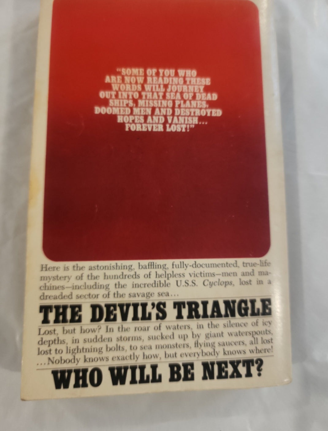 The Devil's Triangle - Richard Winer - Paperback Book  Mysteries 1975