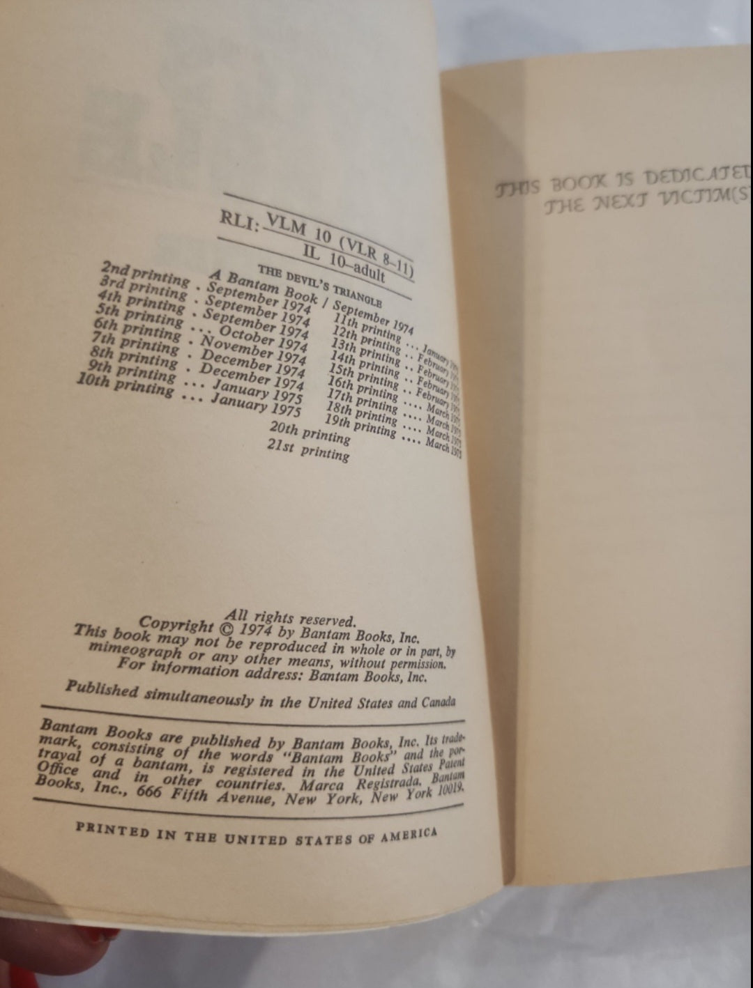 The Devil's Triangle - Richard Winer - Paperback Book  Mysteries 1975